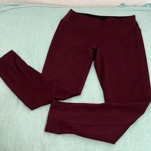 Su & Lola pull on skinny pants . Wine colored. Size L